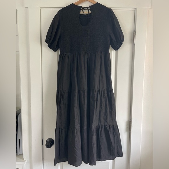 Petal + Pup Naurra Shirred Tiered Midi Dress - 10 - Picture 9 of 9